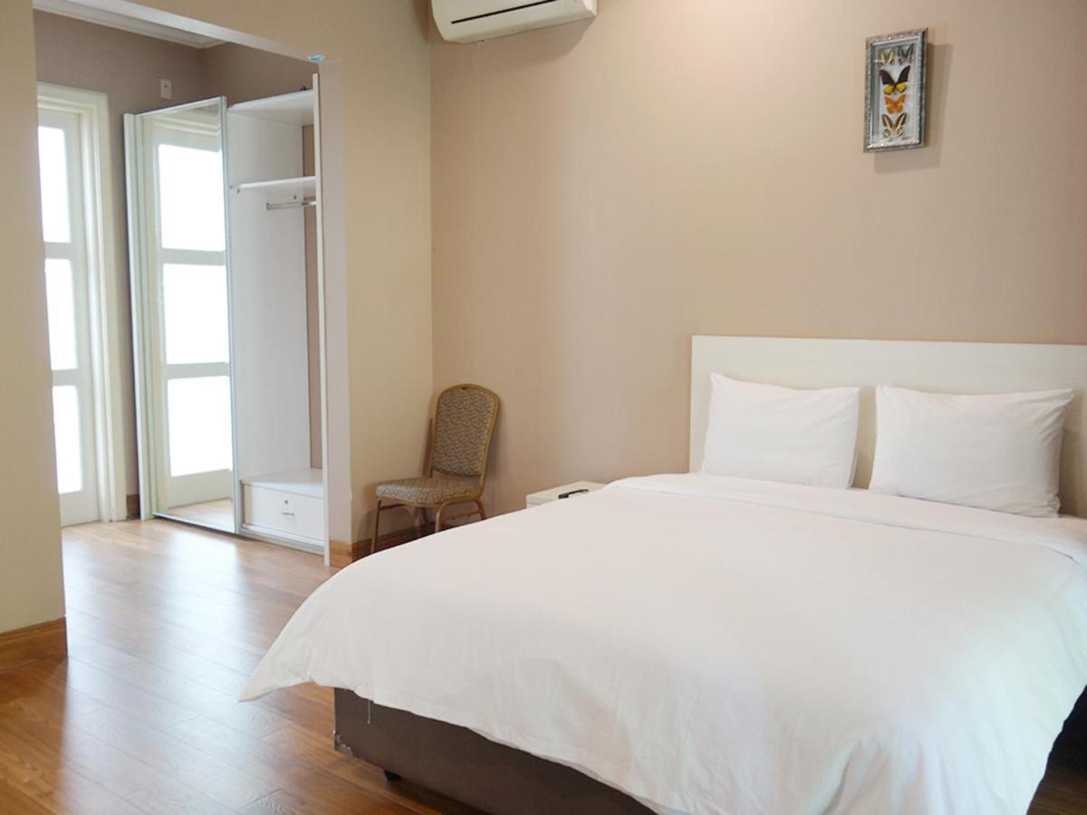 Saffron Suites Syariah Джакарта Екстер'єр фото
